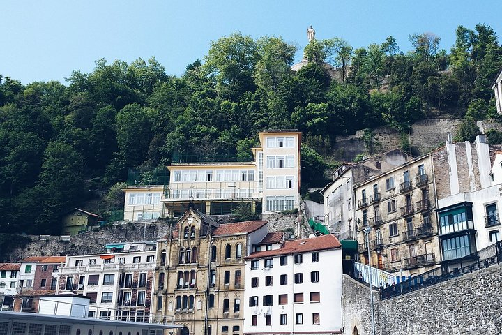 Private Full Day Tour of San Sebastian from Biarritz with Hotel pick-up FV7zOyXg