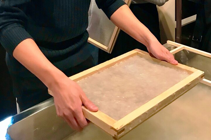 Kyoto - Traditional Japanese Washi Papermaking