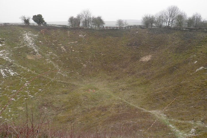 Full-Day Canadian WW1 Vimy and Somme Battlefield Tour from Arras rF0jkrOz