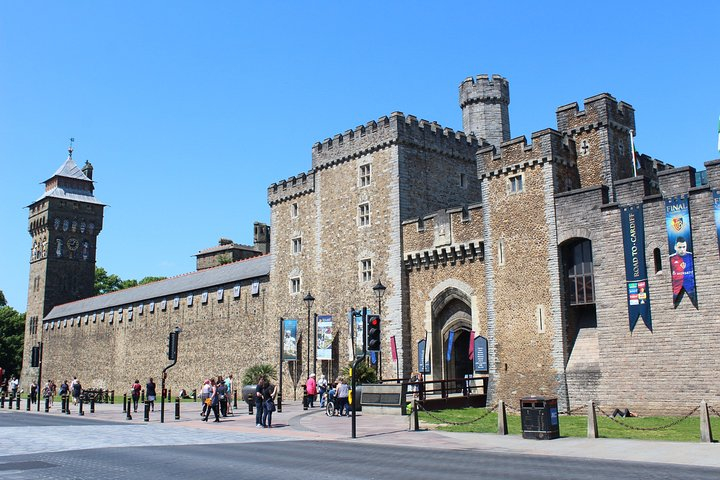 Private Doctor Who Day Tour of South Wales - Castles, Cardiff, and Doctor Who! 3s8FahBB