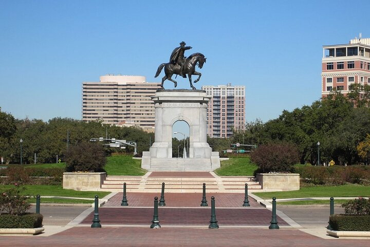Self-Guided Scavenger Hunt: Houston's Museum District rkfynCn6