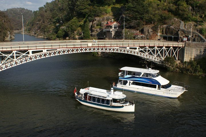 Cataract Gorge Cruise 1:30 pm 5YvoYMNH