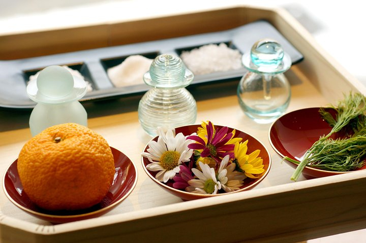Booking Special!! ‹"Kaori", 30 minutes course› Choose fragrance and flower, foot spa & foot massage