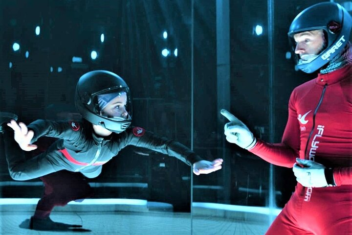 Cincinnati Indoor Skydiving Experience with 2 Flights & Personalized Certificate BXxcz2o2