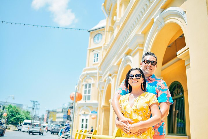 Exclusive Tour Sightseeing with Photographer  QCCVKokr