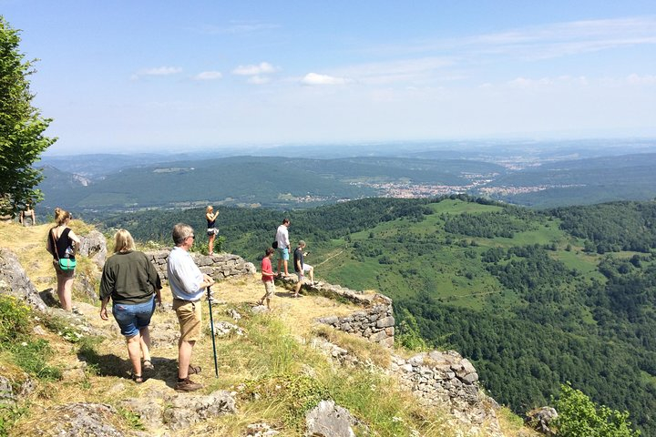 Day tour to Montségur and Mirepoix. Private tour from Toulouse. himGE0J1