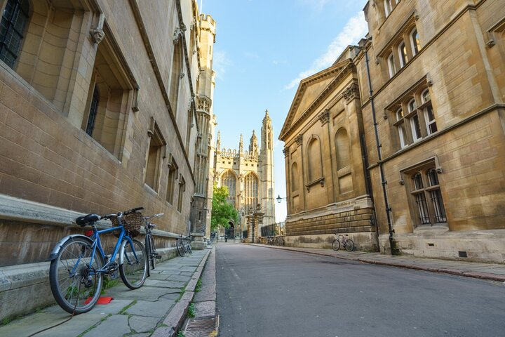 Scholars & Secrets of Cambridge: Self-Guided Puzzle Adventure Lu0DnvNN