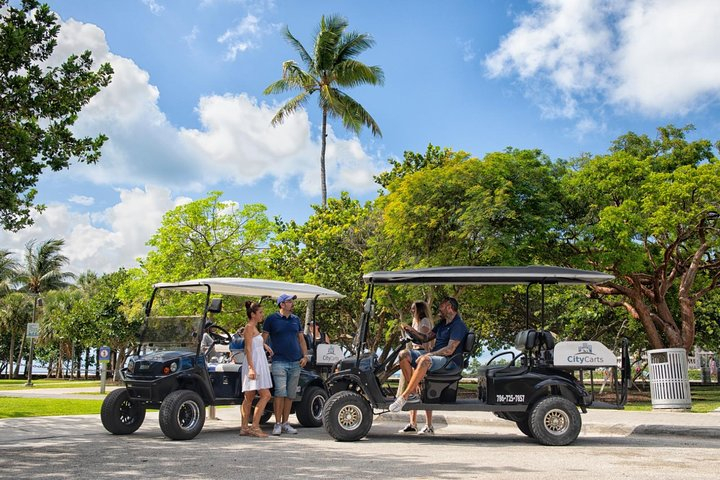 Miami beach - Golf cart tour guide