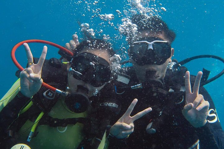 Become certified diver in 3 days - PADI Open Water Diver course on Koh Tao
