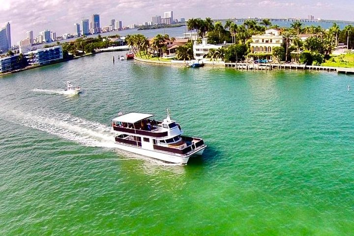 Tiket Wonders of Miami City Tour+ Rich & Famous Biscayne bay boat tour ...