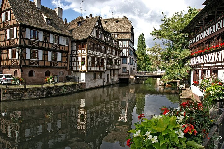Strasbourg Private Walking Tour with a Local c3iMauYk