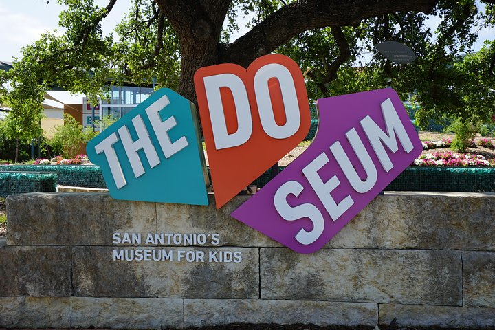 Half-Day Afternoon City Tour of Historic San Antonio  l1v9DSKl