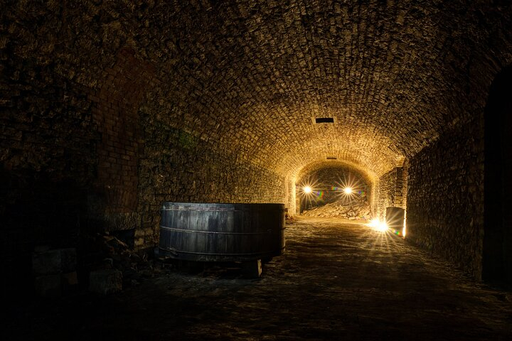 Hidden Brewery Caverns Tour in Cincinnati with Beer Tasting 5RUHthev
