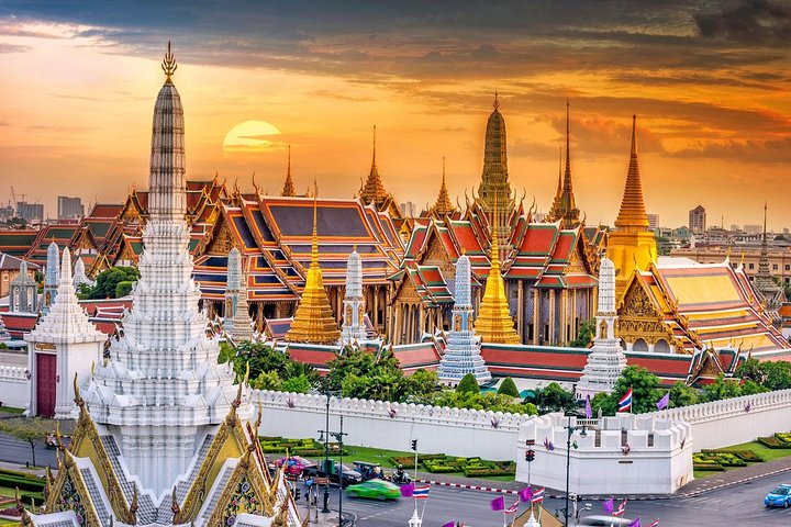 Amazing Bangkok Tour : Royal Grand Palace, Wat Phra Kaew and Wat Arun (SHA Plus) Harga Promo Terbaru