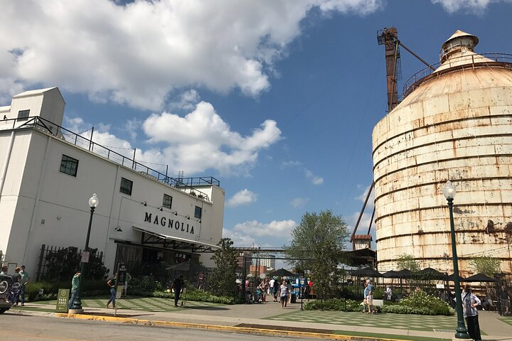 Waco & Magnolia Market at the Silos Day Tour quGzdDLm