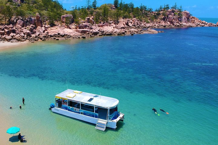 Magnetic Island Discovery Tour with Snorkeling & Paddle Boarding TK9yrQvZ