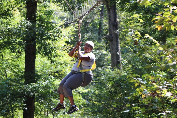 Small-Group Zipline Tour in Hot Springs j8AjFKIs