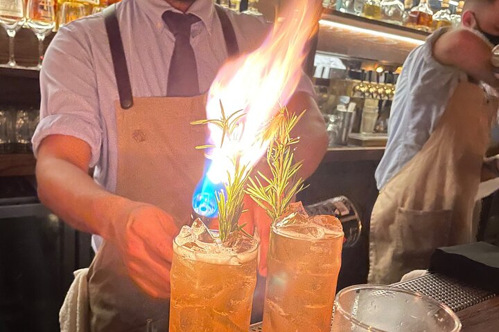 Secret Bars and Favorite Spots Walking Tour in Philadelphia jlCxh3lP