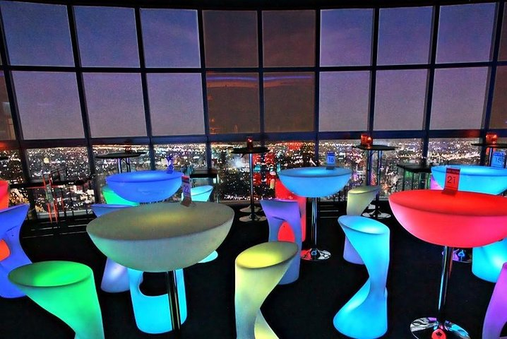 bangkok balcony buffet in baiyoke sky hotel 81st floor