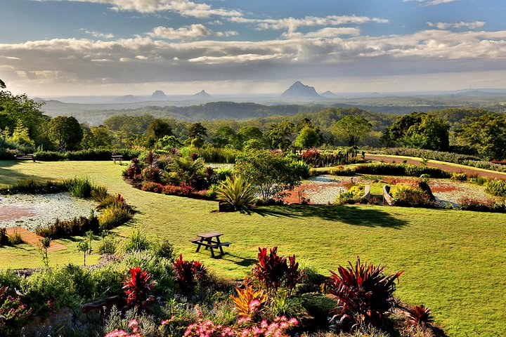 Maleny Botanic Gardens Bird Aviary Experience Ticket EWNdUEDn