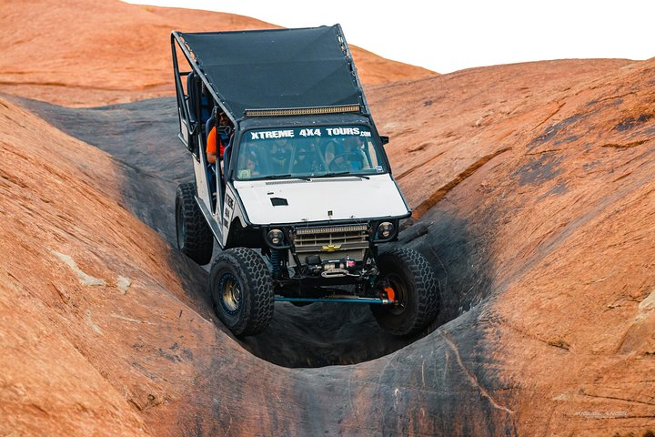 Moab's Most Xtreme 3-Hour Experience on Hell's Revenge WLt6OocH