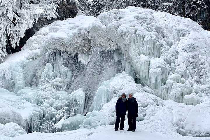 Winter Waterfall Walk 6MQf7s2E