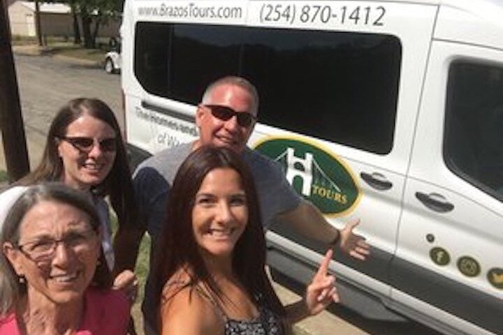 Top Waco Fixer Upper/City Tour: 5 Star, Award Winning, Affordable FbNia7xL