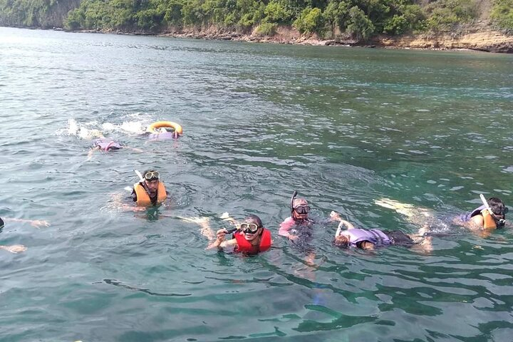 Snorkeling To Blue Lagoon And Tanjung Jepun Include Lunch