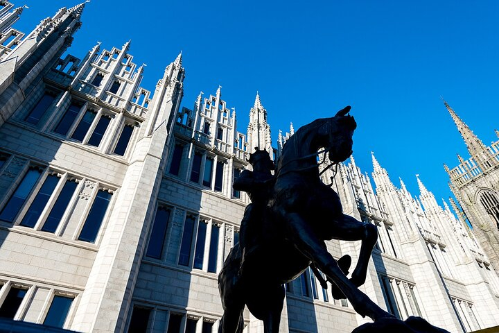 Aberdeen Historical & Turbulent Times Walking Tour VLz7v7RB