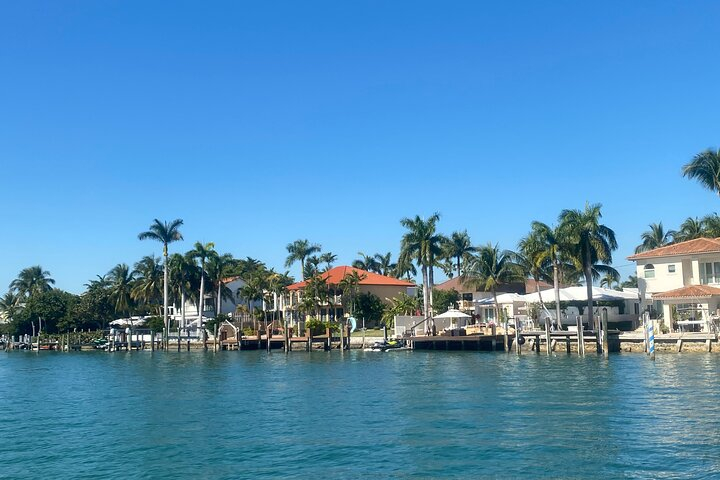 Miami Boat Tour - Biscayne Bay Millionaire & Celebrity Homes 90-Minutes ...