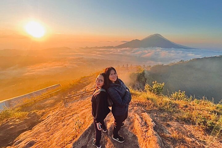 Tiket Mount Batur Sunrise Trekking And Natural Hot Spring (Best Deal ...