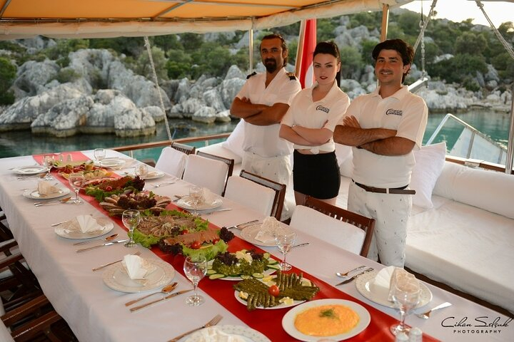 Private Blue Cruise with Cheers Yachting in Turkey SefIhOZu