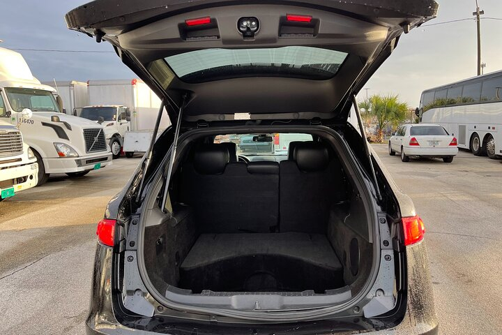 Port Canaveral to Orlando Airport MCO Luxury Sedan 9sopBixG