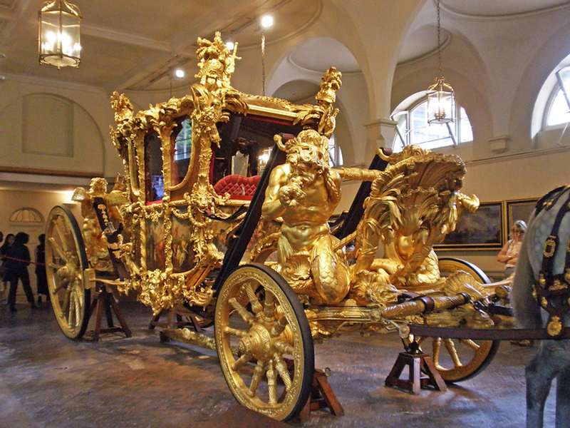 Royal Mews at Buckingham Palace K1sLKbe6