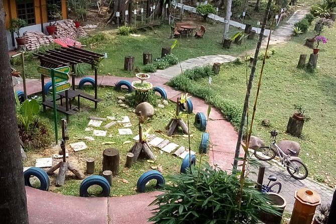 Private Half-Day National Botanic Garden Cycling Tour from Kuala Lumpur NUUh4AEa