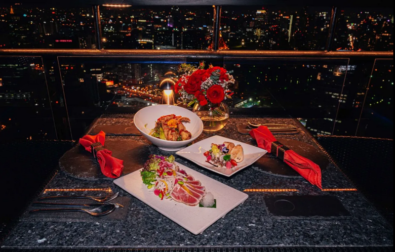 Vertigo Rooftop Banyan Tree sO3kpPBP