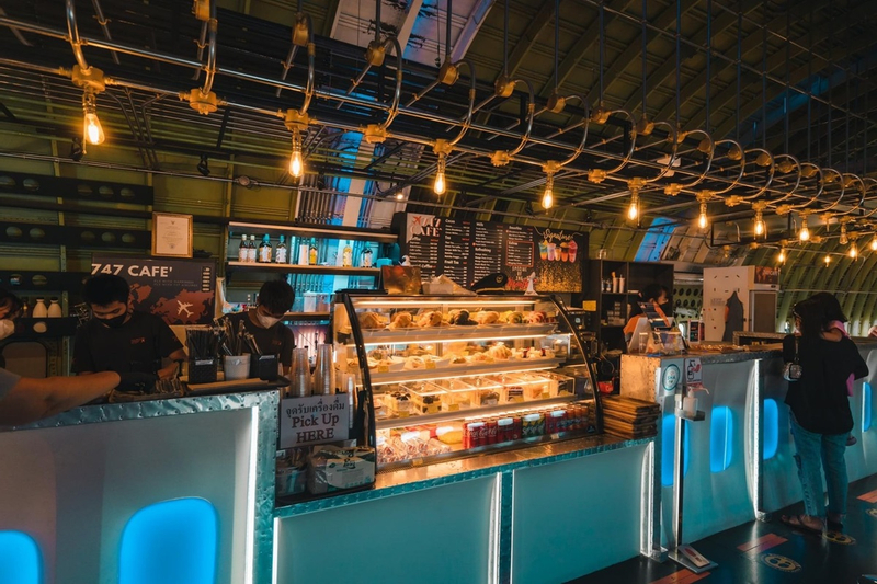 Bangkok-Bang Saen Japanese Cafe Instagram Day Tour: Instagramable Cafes, Bang Saen Beach & Fish Market hH0J3tCf