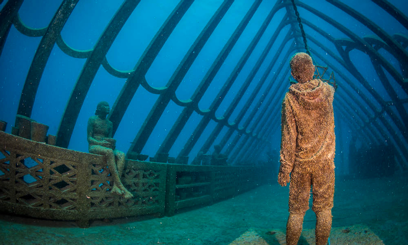 Museum Of Underwater Art And Great Barrier Reef Diving Day Trip KtEVeIe2