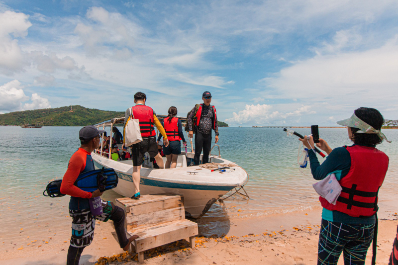 MoonBay Island Snorkeling / Diving 1 Day Tour w5btr0Jy