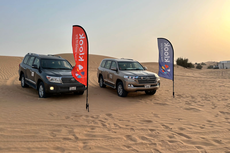 Desert Safari Tours in Dubai - Morning, Evening and Overnight U0be231Q