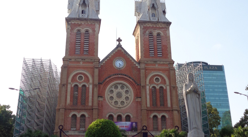 Saigon Religions Tour by Motorbike  fnswokKz