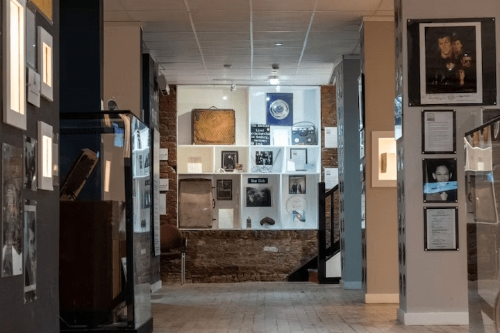 Beatles Museum Admission in Liverpool xrioH4RB