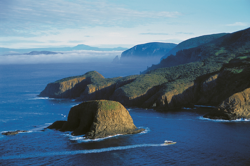 Bruny Island 3-Hour Wilderness Cruise from Adventure Bay  M12RxQHu