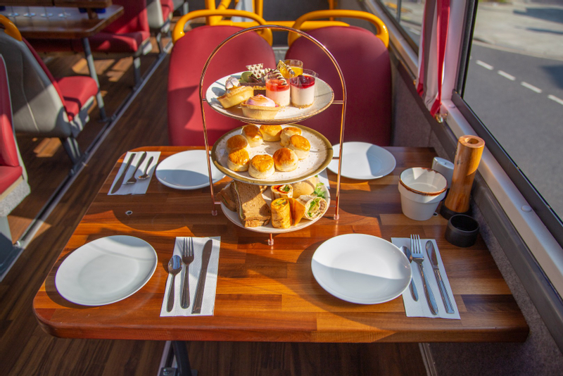 Afternoon Tea with Panoramic Bus Tour of London D6aXdUFG