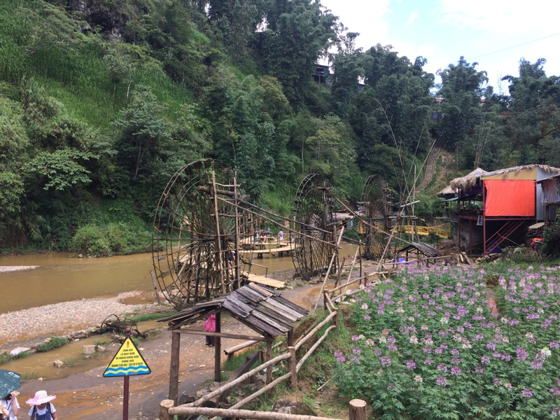 Sapa Cat Cat Village & Fansipan Cable Car 2-Day Trekking Tour s13HFedT