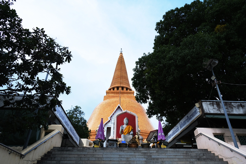Bangkok Nakhon Pathom Full-Day Private Cultural Tour So4iMixH