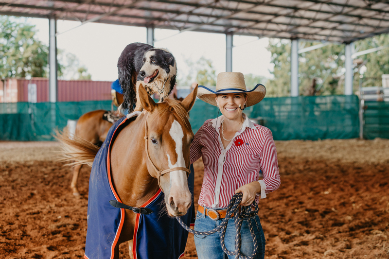 Authentic Outback Show in Katherine xNbGU9UW