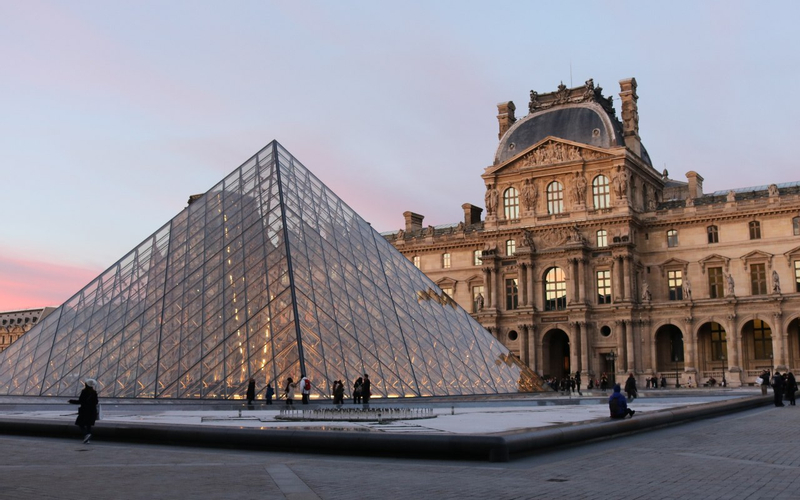 Paris in One Day Tour from Amsterdam GarxTv2J