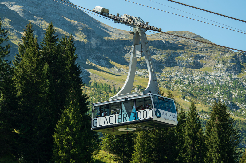 Glacier 3000, Diablerets, and Montreux Day Tour from Lausanne jhojt1Jz