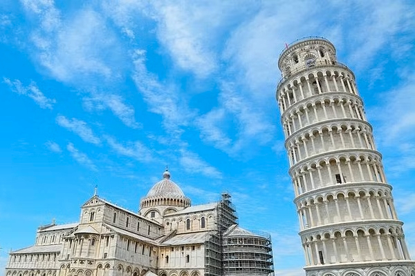 Pisa and Lucca Private One-Day Tour from Florence wHwgs988
